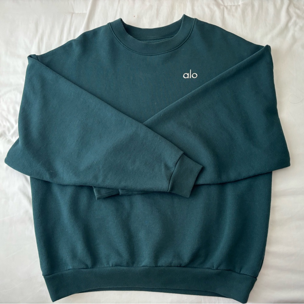Alo Accolade Crewneck Pullover